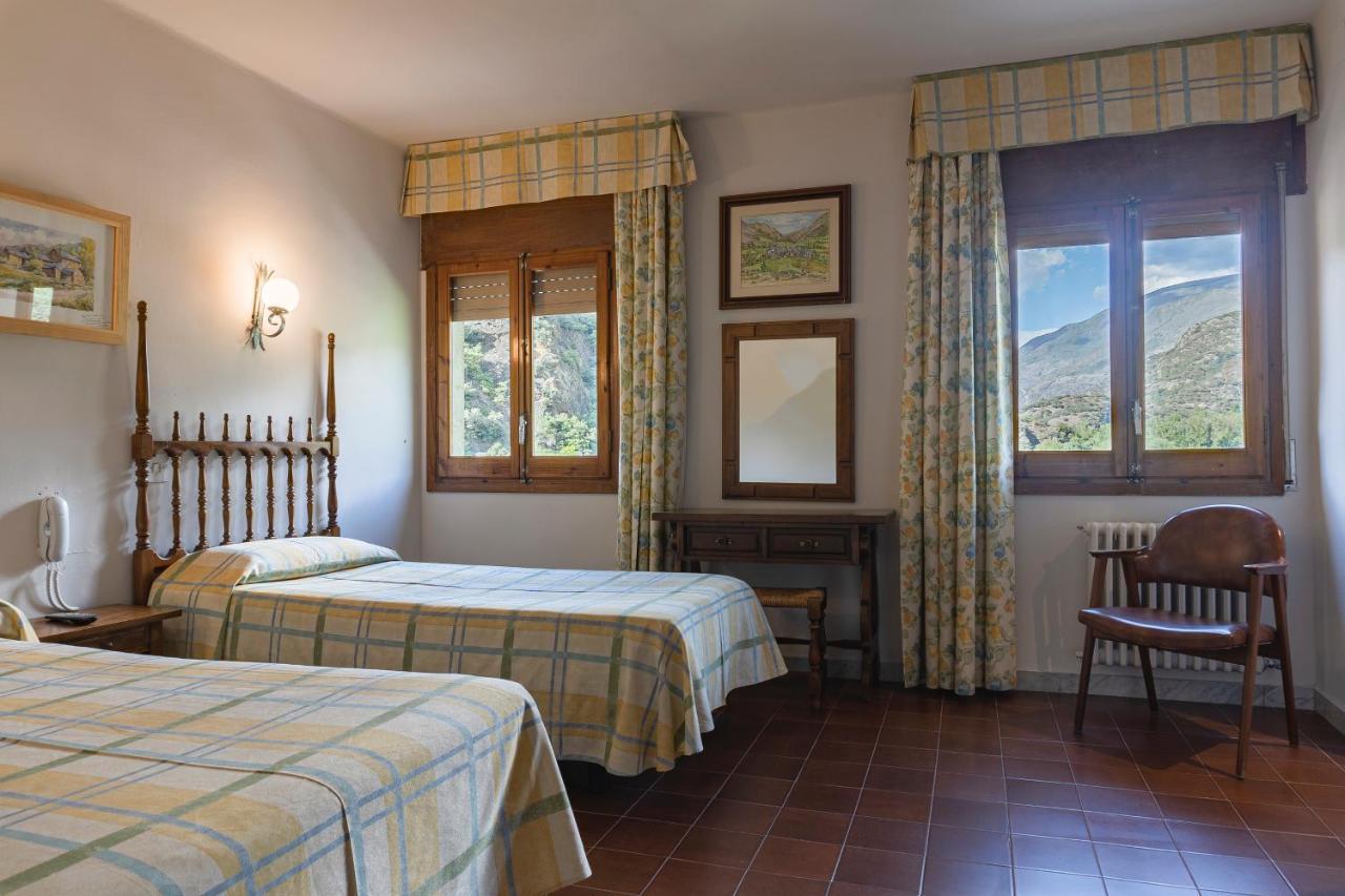 Hotel Cardos Ribera de Cardós Extérieur photo