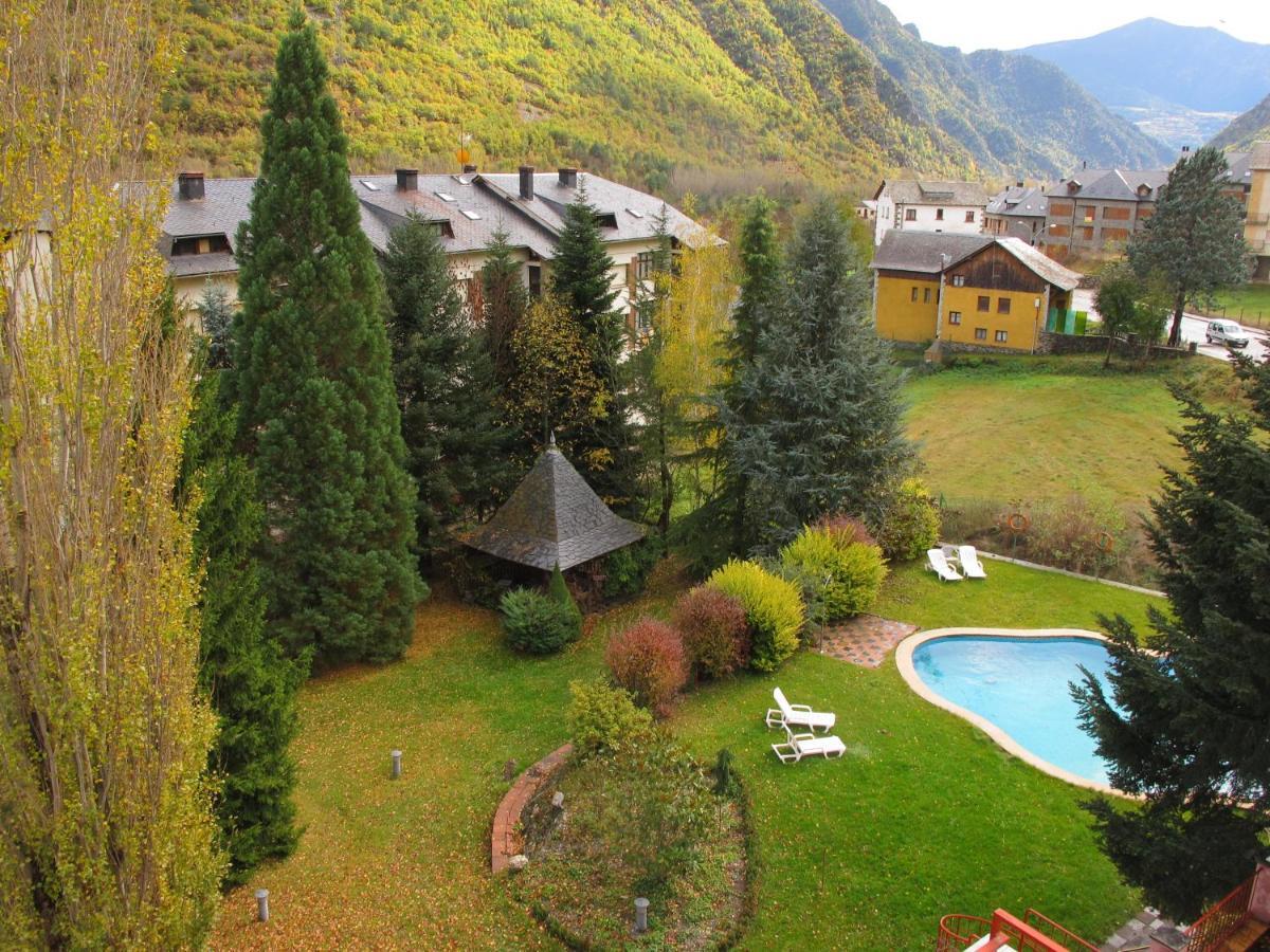 Hotel Cardos Ribera de Cardós Extérieur photo
