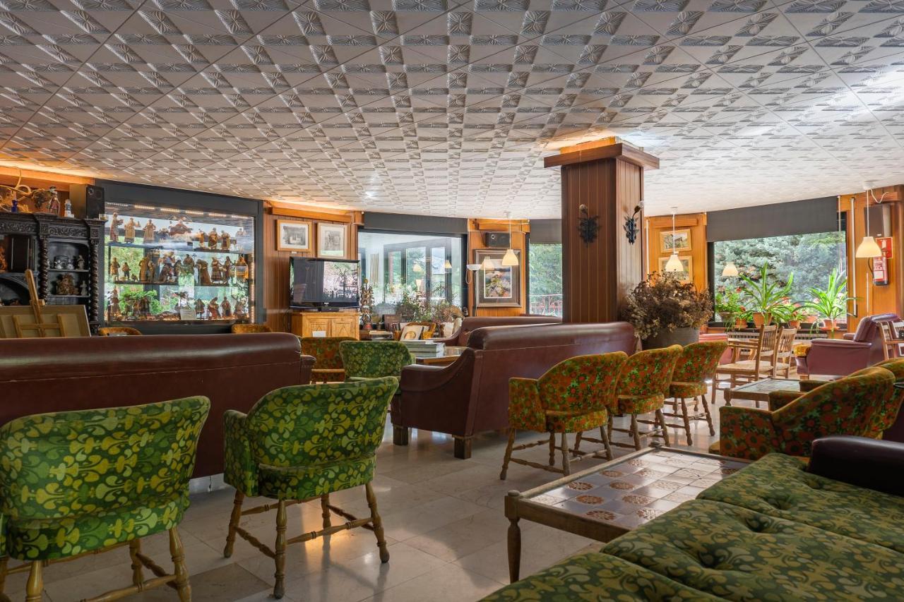 Hotel Cardos Ribera de Cardós Extérieur photo
