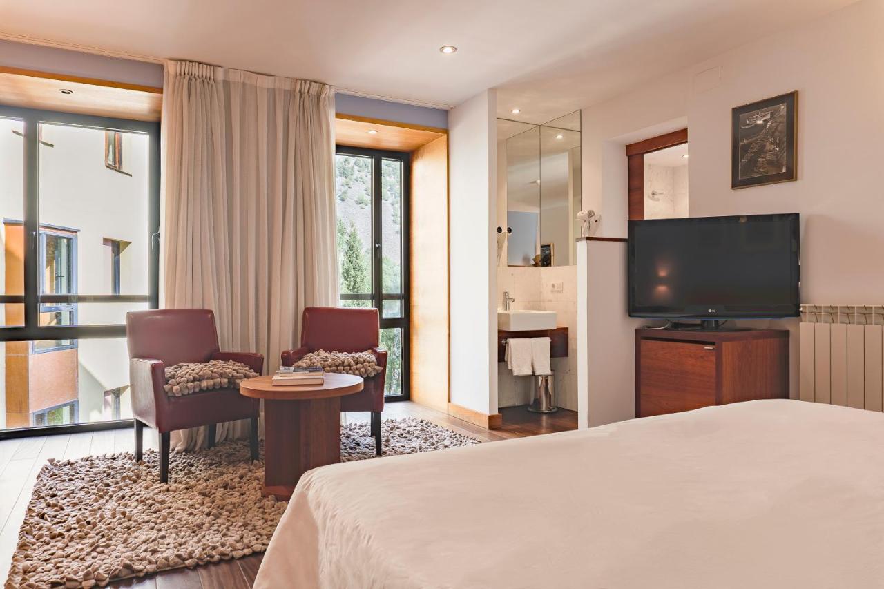 Hotel Cardos Ribera de Cardós Extérieur photo